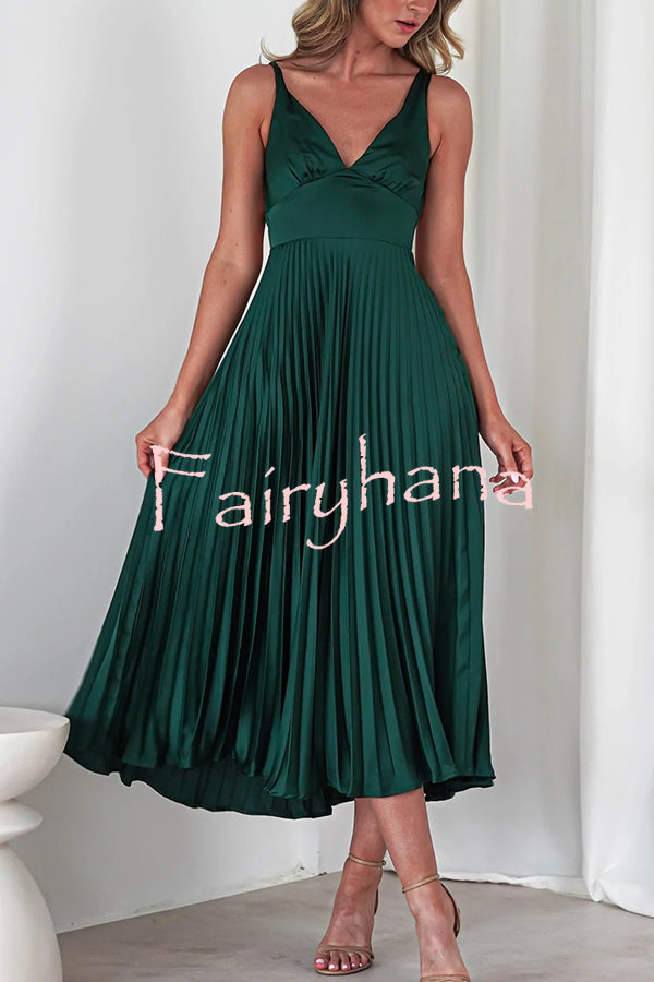 Satin Solid Color Sexy V-Neck Pleated Maxi Dress
