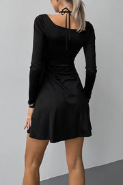 Retro Square Neck Long Sleeve Slim Mini Dress