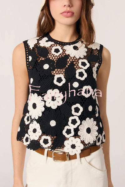 Fashionable Hollow Crochet Sleeveless Round Neck Knitted Vest