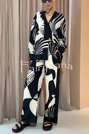 Weekend Escape Exclusive Print Contrast Trims Drape Blouse