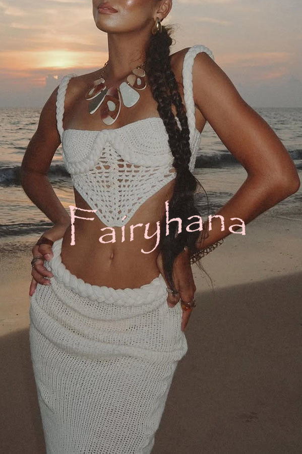 Sumui Hollow Crochet Knit Braid Detail V-shaped Hem Crop Vacation Tank