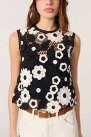Fashionable Hollow Crochet Sleeveless Round Neck Knitted Vest