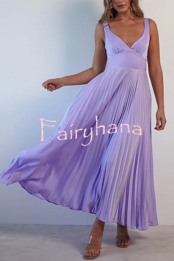 Satin Solid Color Sexy V-Neck Pleated Maxi Dress