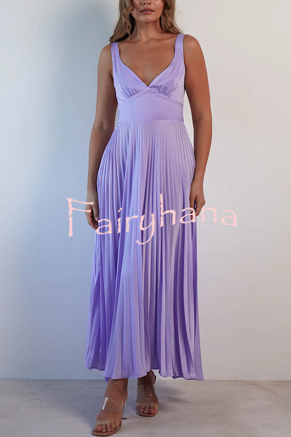 Satin Solid Color Sexy V-Neck Pleated Maxi Dress