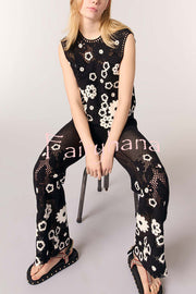 Fashionable Hollow Crochet Sleeveless Round Neck Knitted Vest