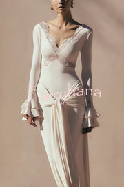 Fashion Lace Splicing Sexy V-neck Long-sleeved Slim Maxi Dress